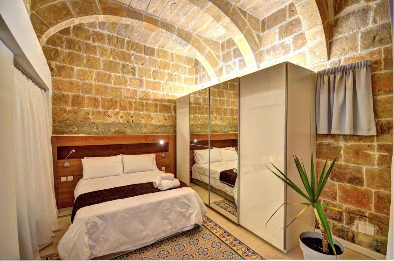Coral Apartment Валетта Экстерьер фото